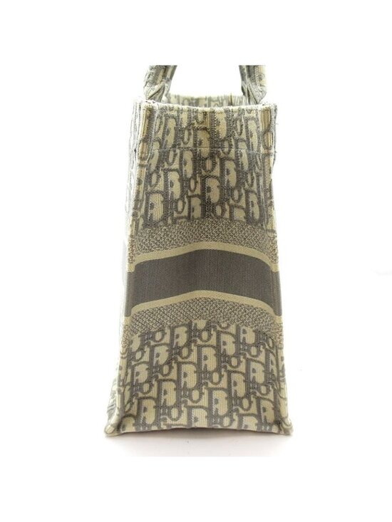 Dior Oblique Embroidery Mini Book Tote Gray – NOBLEMARS Dior Oblique Book Tote Canvas Gray Beauty